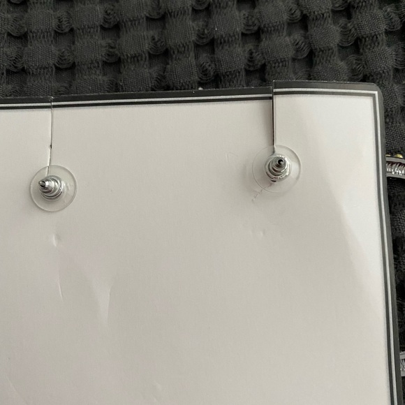 Rainbow Costume Earrings NEVER WORN - Picture 2 of 4